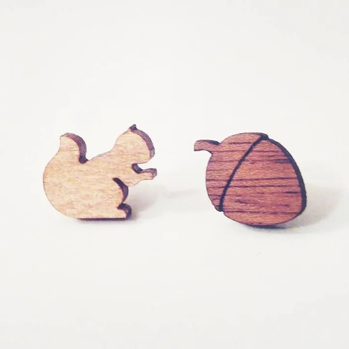 White squirrel and acorn stud earrings photo 1