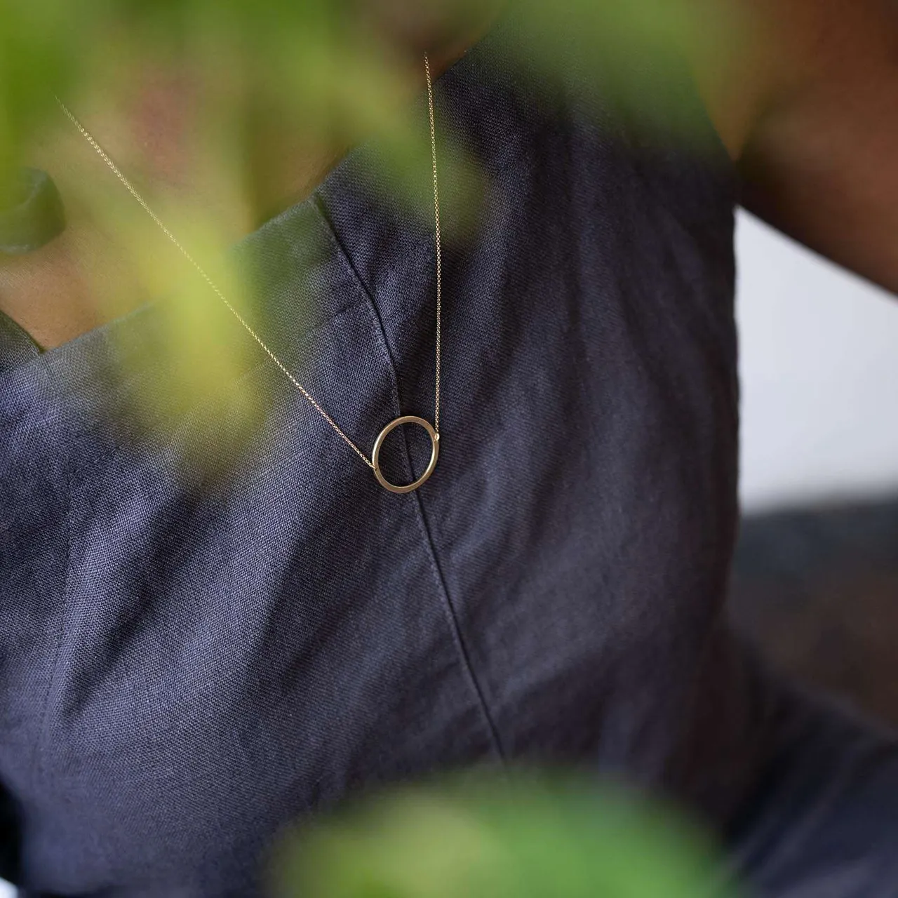 Circular Polished Necklace In Recycled Yellow Gold photo 5