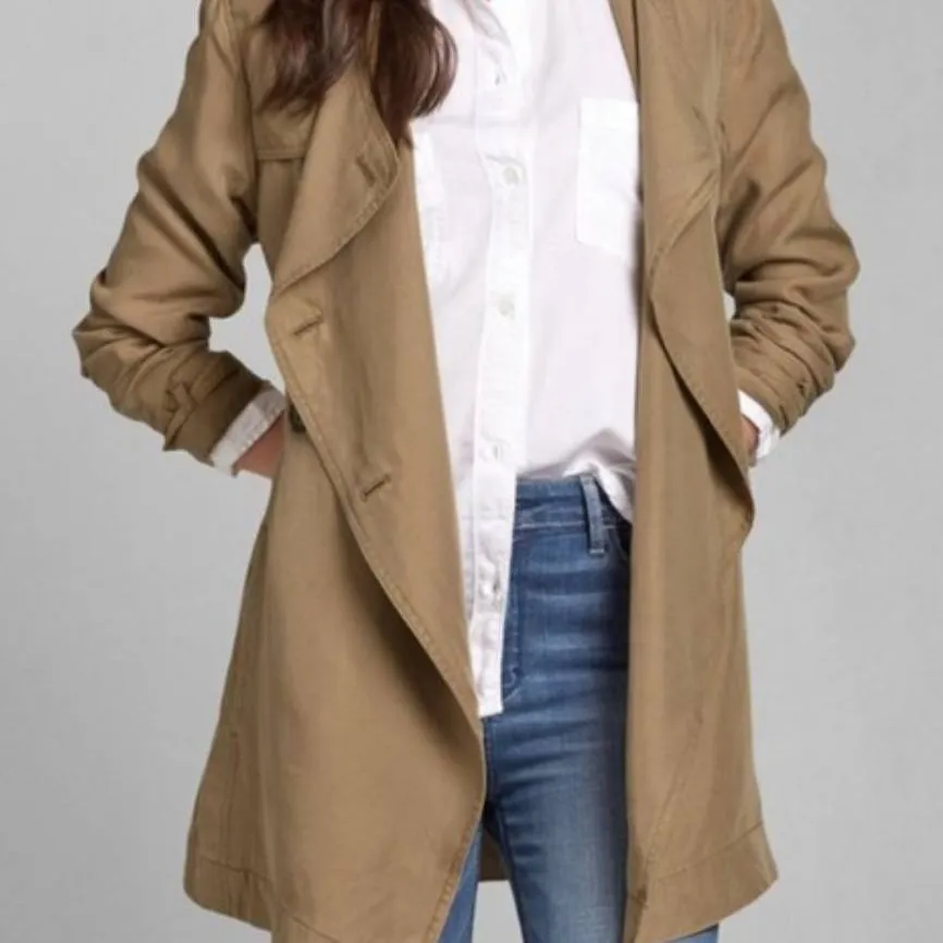 Abercrombie & Fitch Lightweight Trenchcoat photo 1