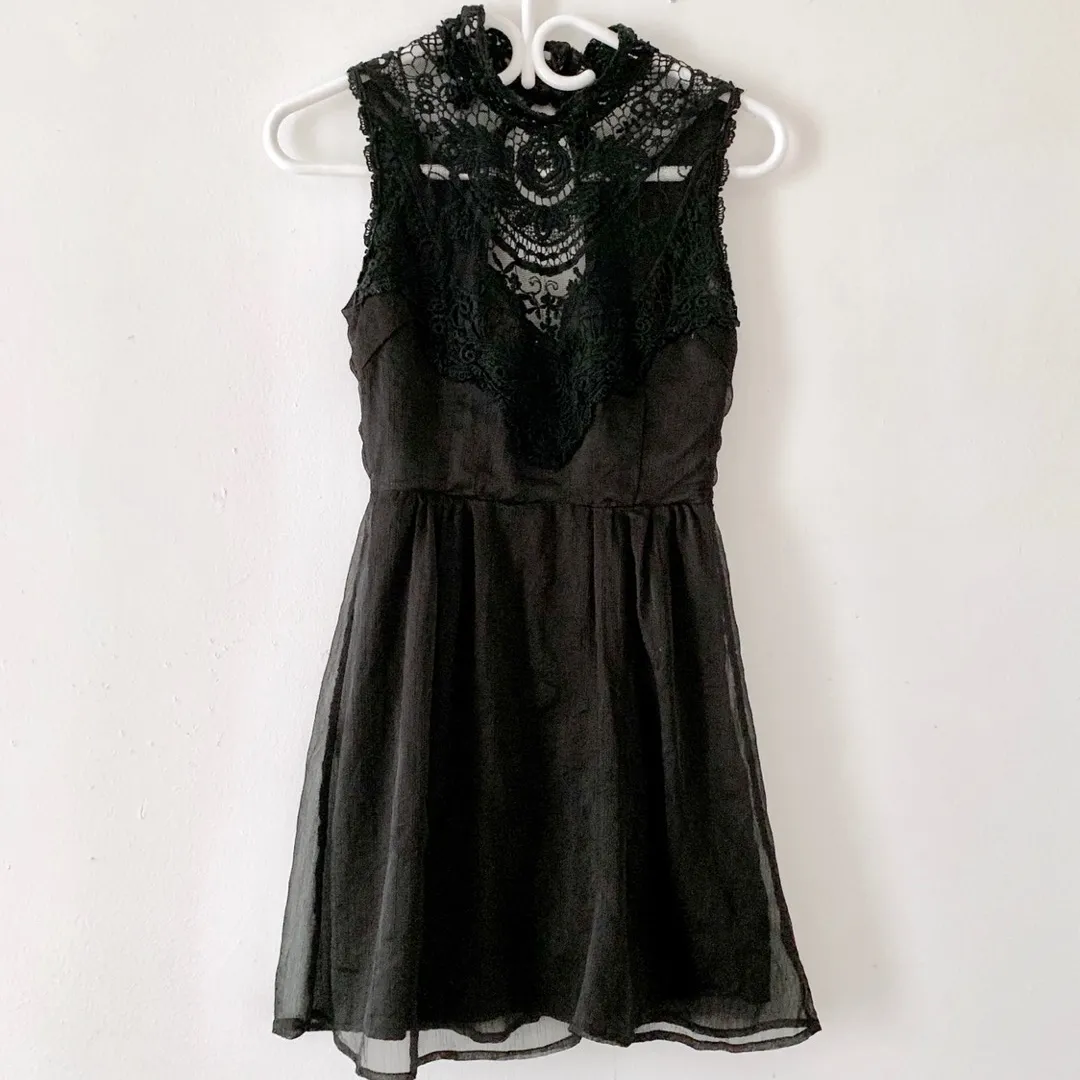 ark & co: backless lacy black dress photo 1