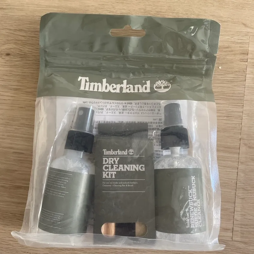 Timberland Dry Cleaning Kit photo 1