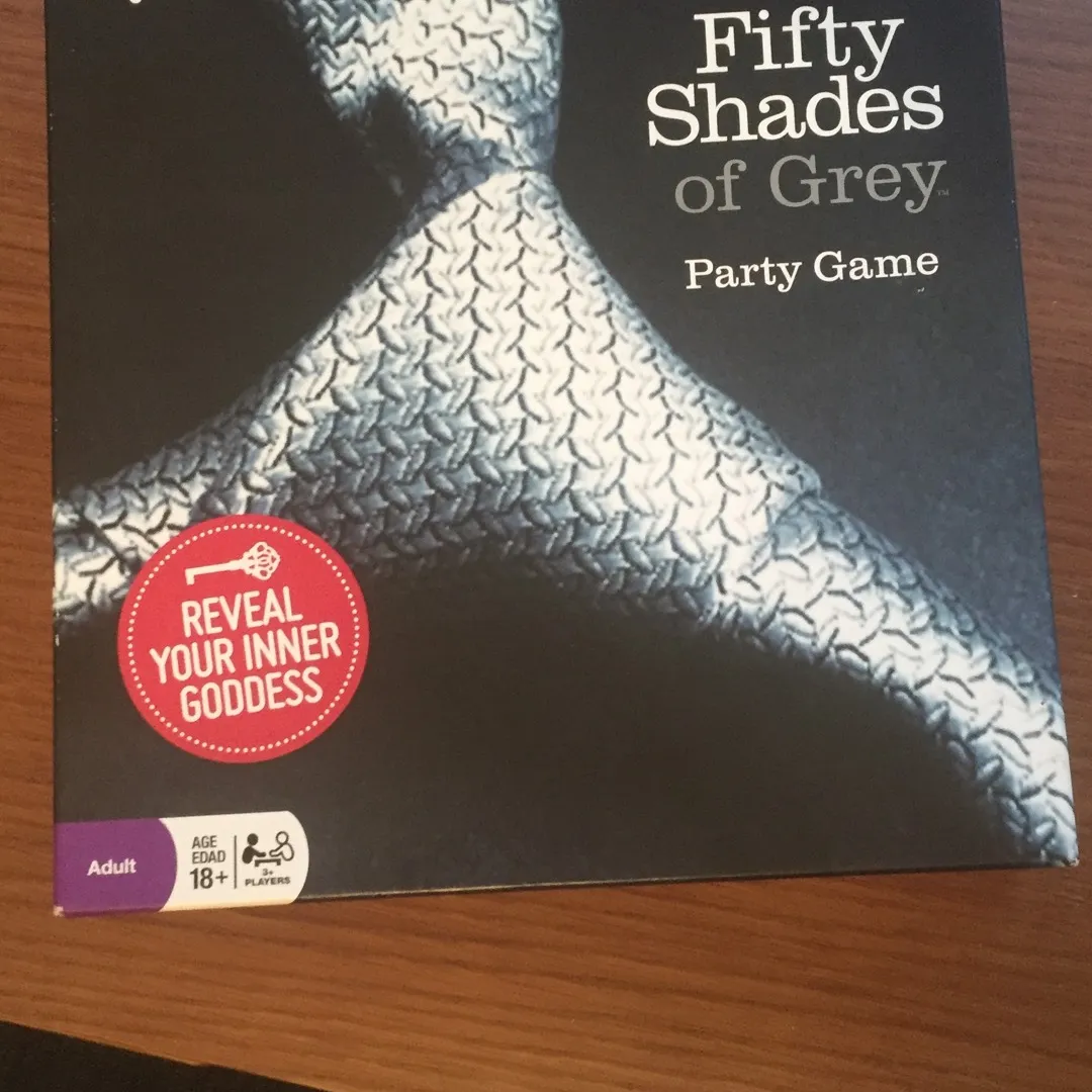 Board Game : Fifty Shades Of Grey (used) photo 1