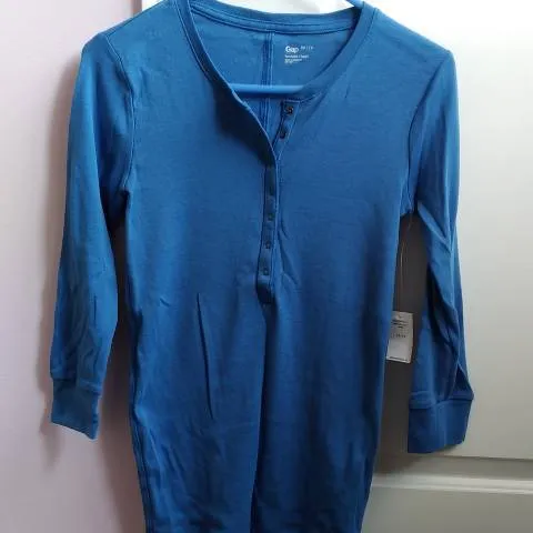 BNWT Gap Long Sleeve Shirt Blue photo 1