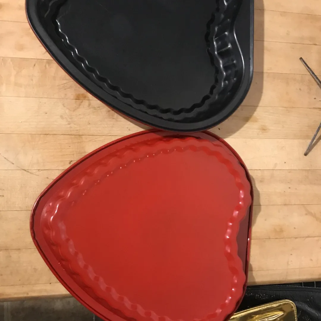 Two Heart Shaped Cake Pans photo 1