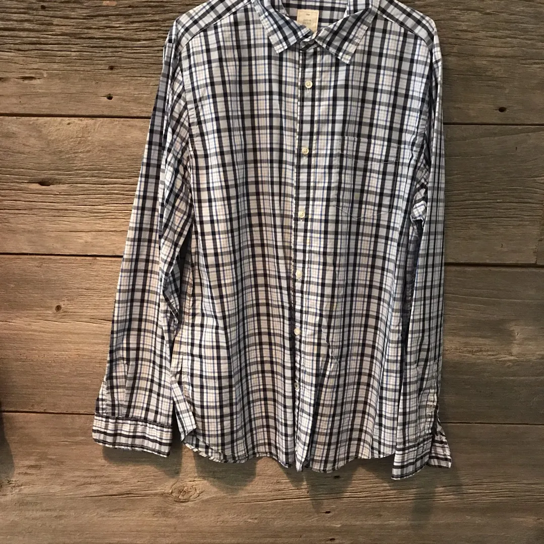 Men’s casual Gap long sleeve shirts photo 1