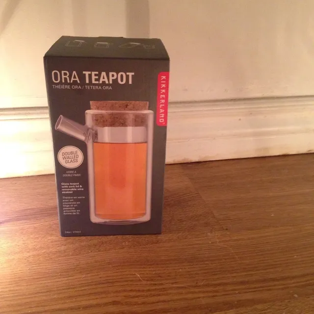 Never Used Ora Teapot photo 1