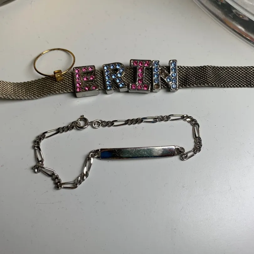 Free To An Erin - Bracelets And Ring photo 1