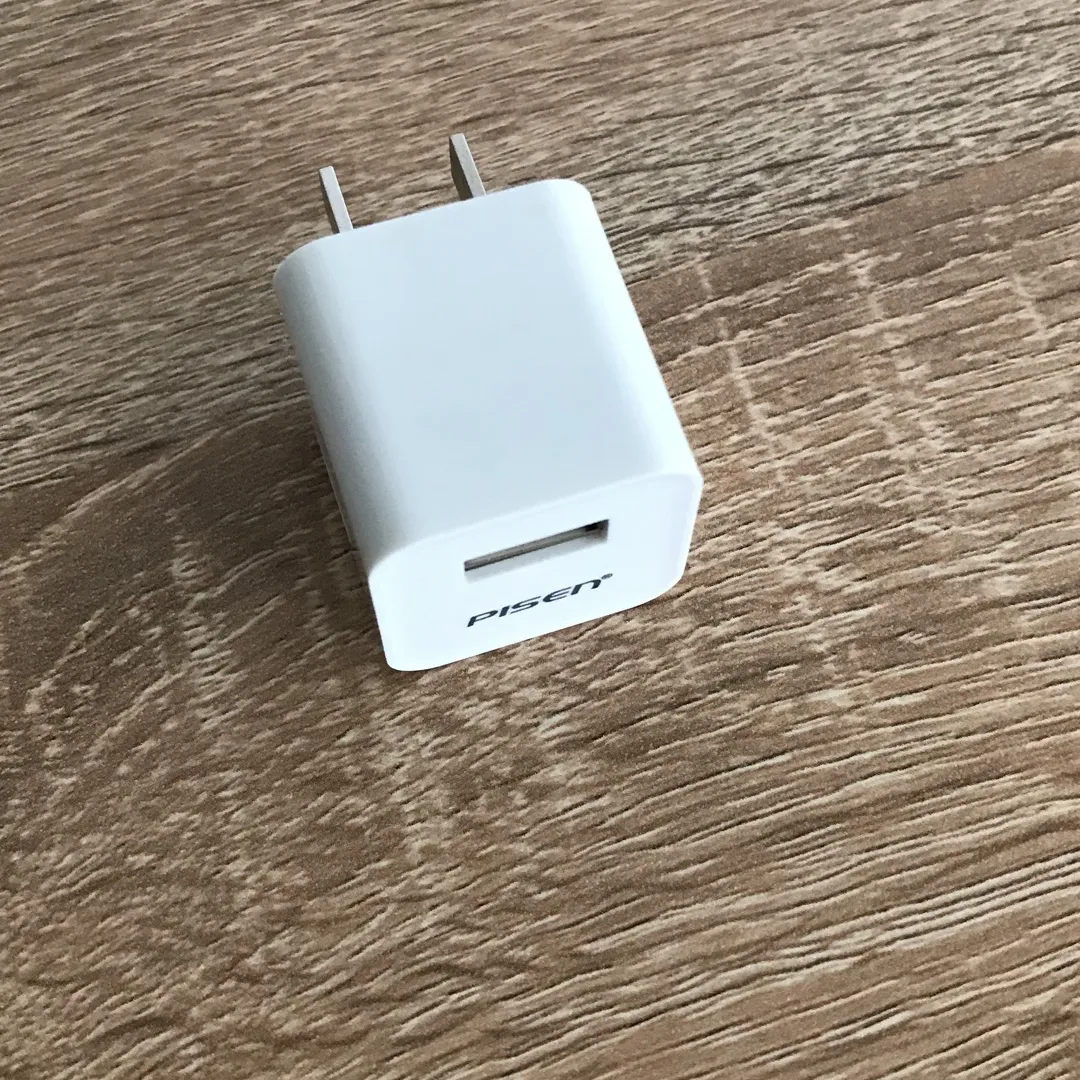 iPhone Charger (no cable) photo 1