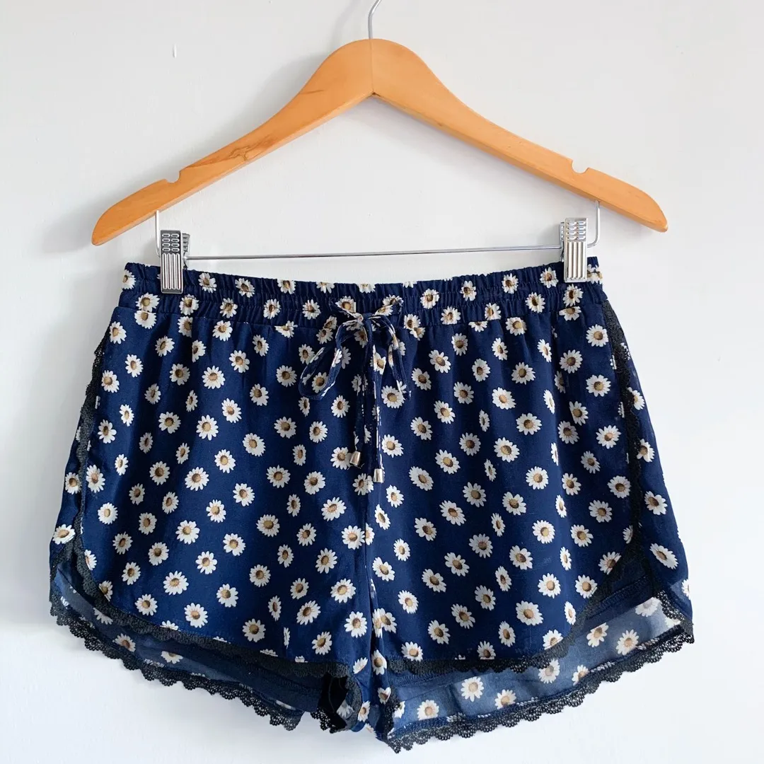 Sunflower Shorts - Medium photo 1