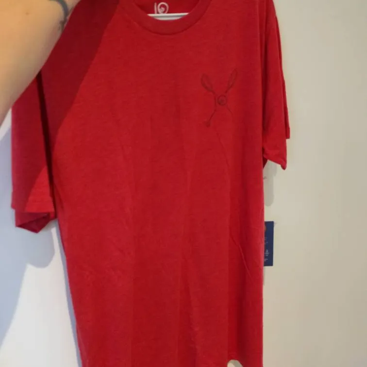 BNWT T-shirt Size Men's XL (Fitted) photo 1