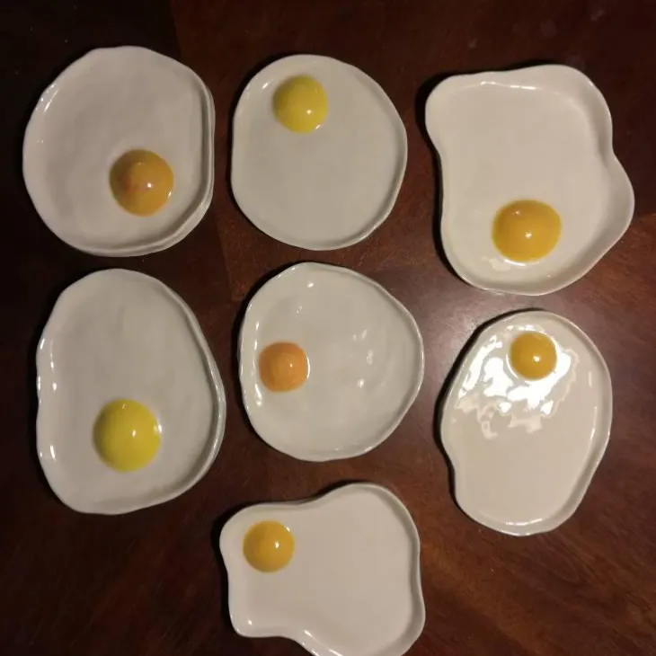Ceramic Egg Dish photo 4