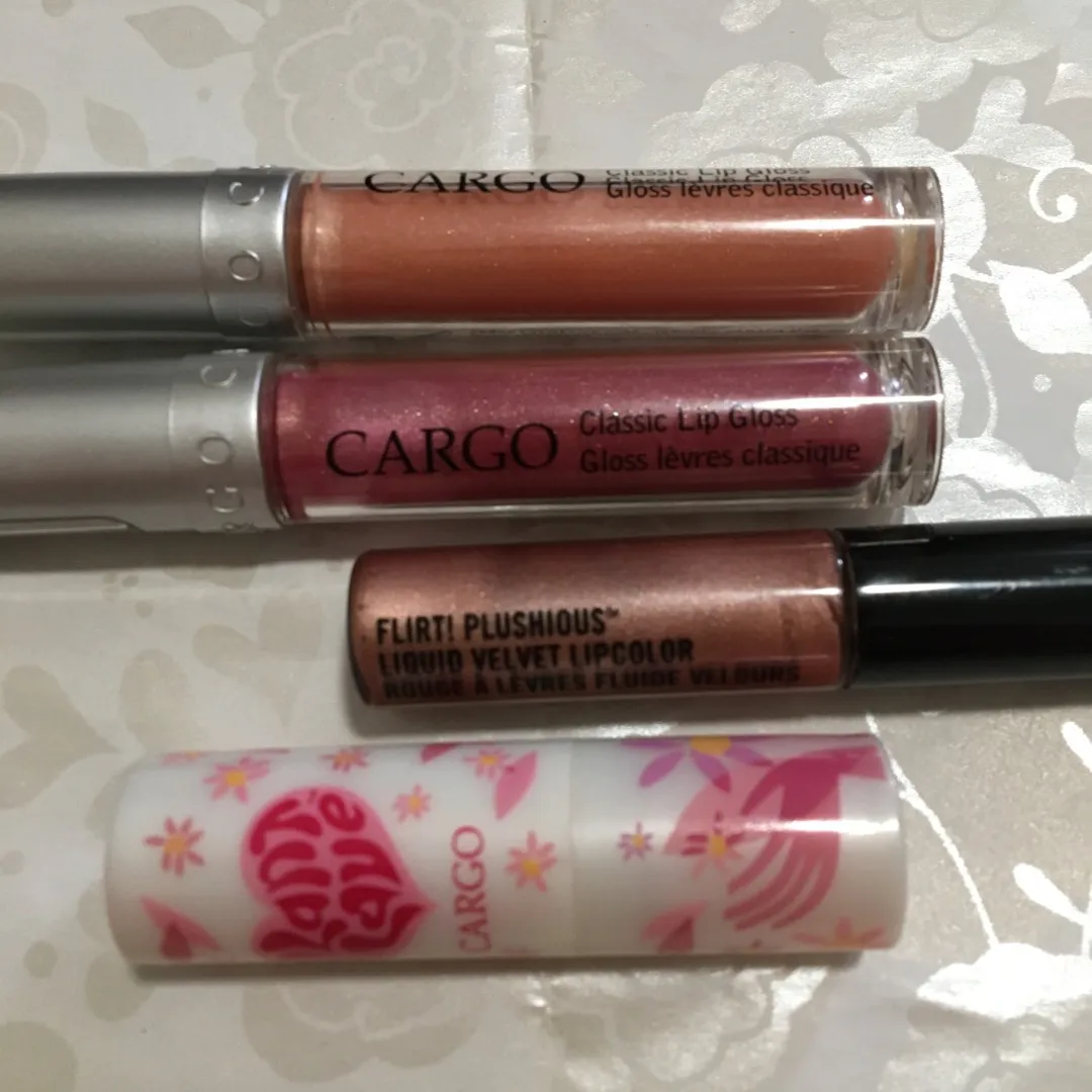 🆓Lip Products: Lipstick & Lip Gloss Makeup photo 1