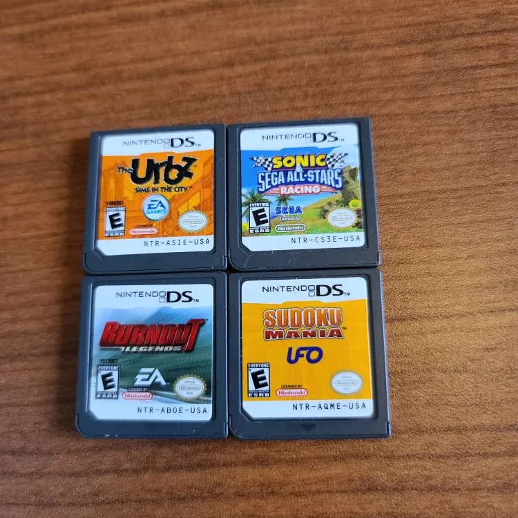 DS Games photo 1