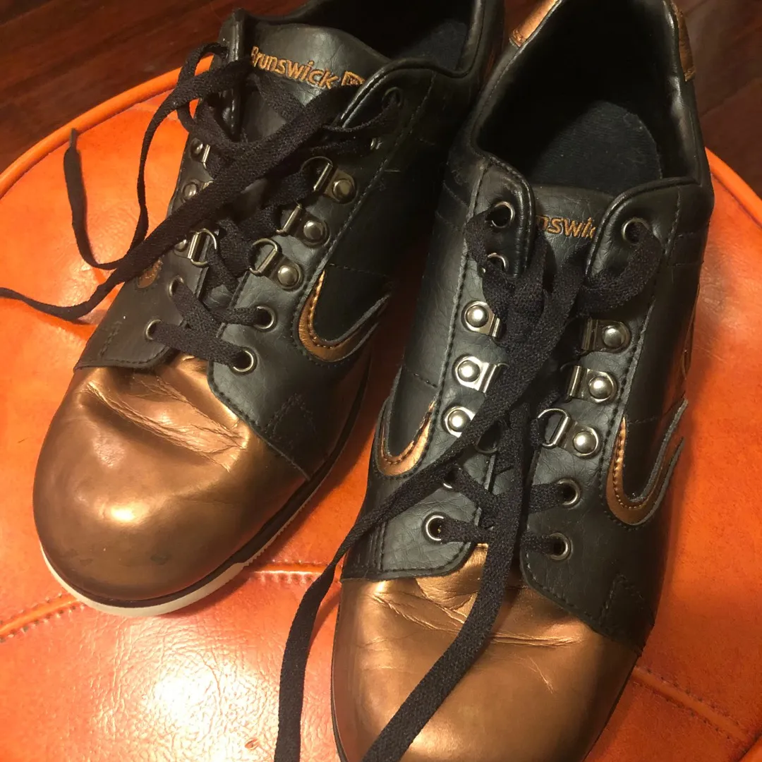 Bowling Shoes: Men’s 11 FREE photo 1