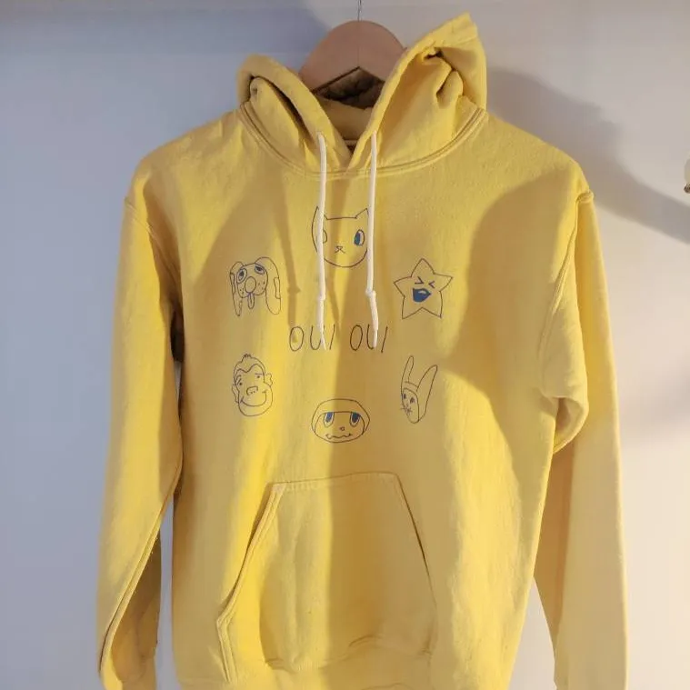 Urban Outfitters Yellow Hoodie, S photo 1