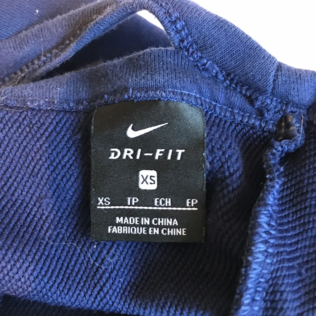 Nike Open Back Sweatshirt photo 4