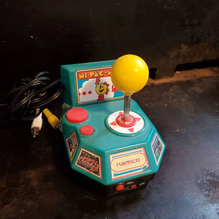 Mini Retro Gaming Console photo 1