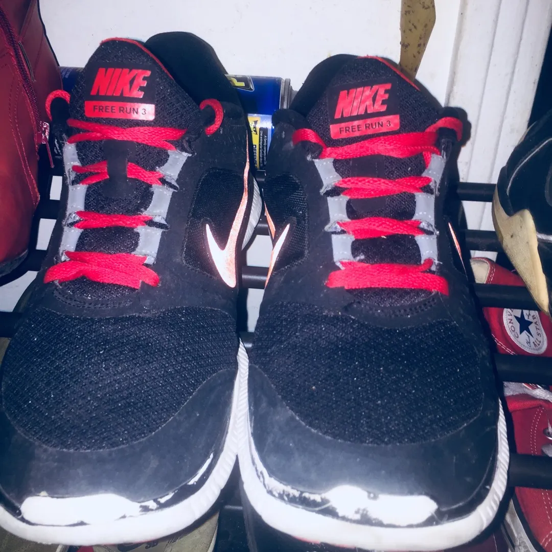 Red And Black Nike Free Run Shoes photo 1