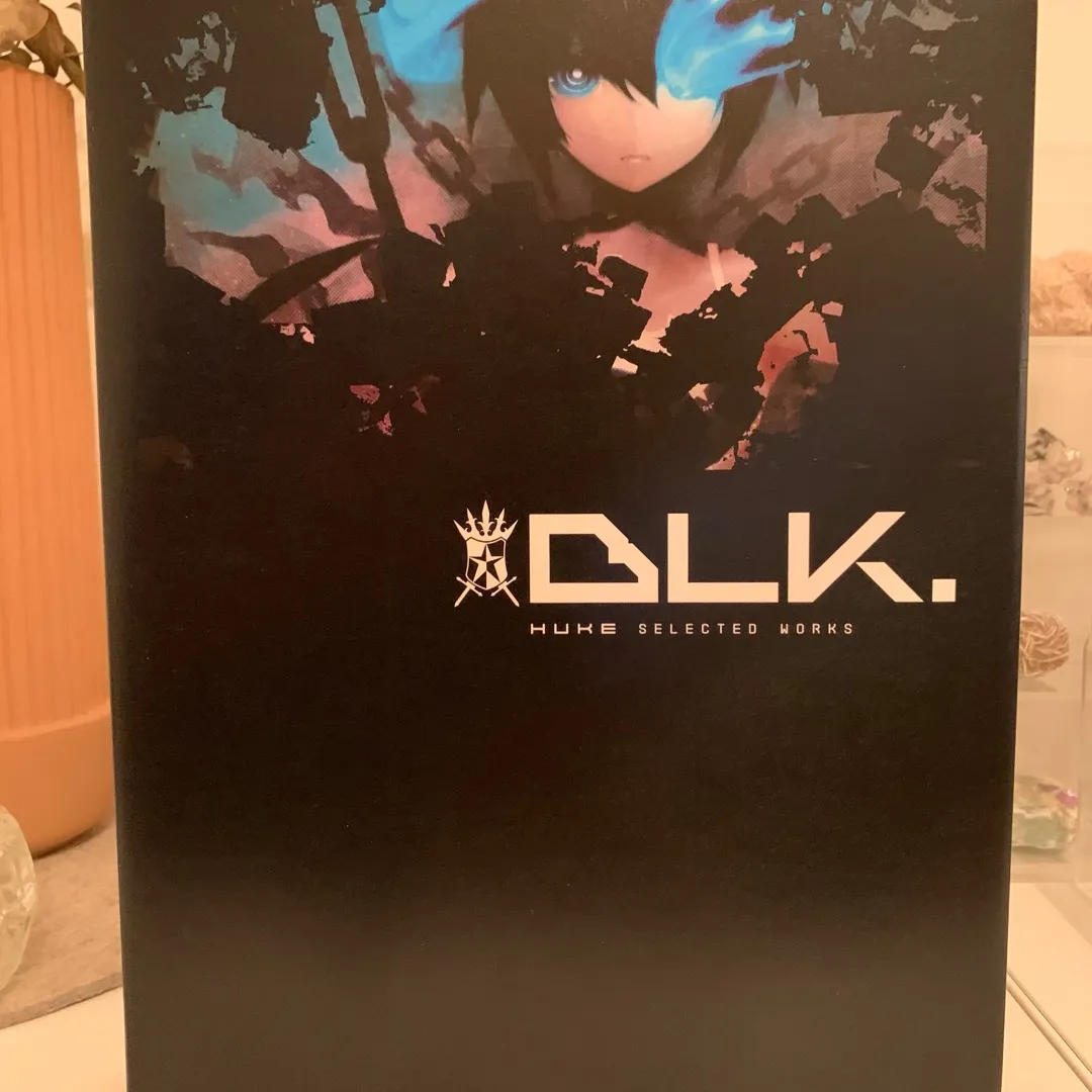 Huke First Art Book “BLK” Limited Edition photo 4