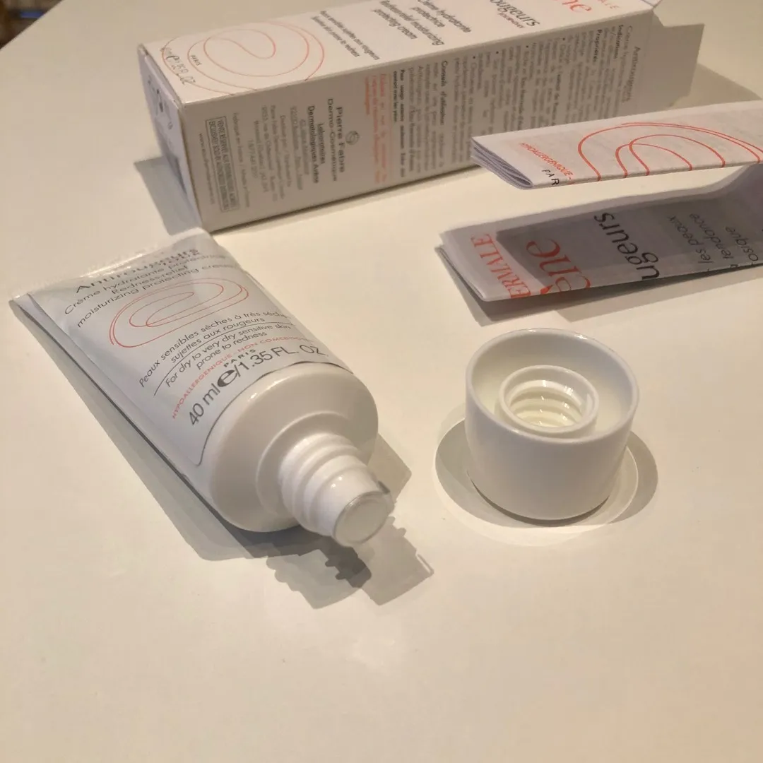 Avene Moisturizer With Redness Relief And SPF photo 3