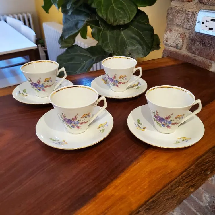 Set Of 4 Teacups photo 1