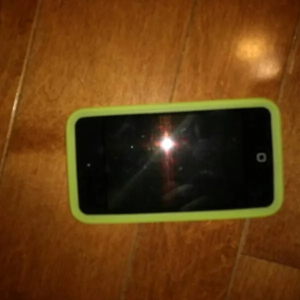 iPod Touch 4th Generation photo 3