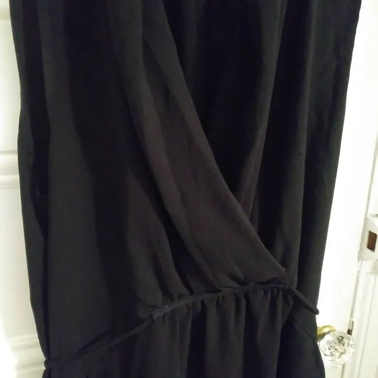 Aritzia Wilfred Black Dress Size Large photo 4