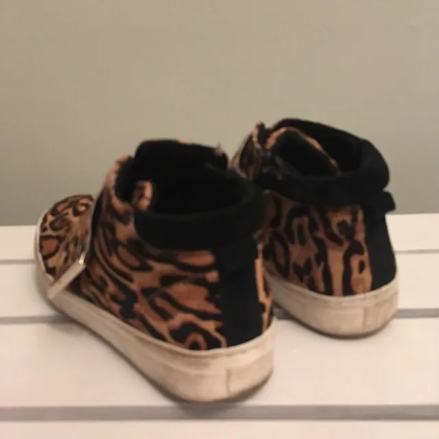 Leopard print Shoes! Size 37 photo 4