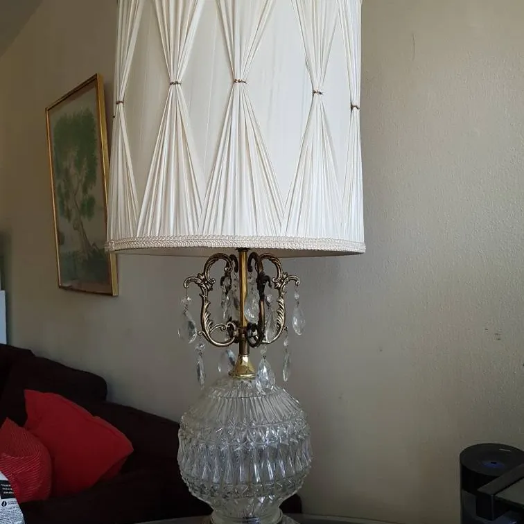 Vintage Leviton Hanging Crystal Table Lamp photo 1