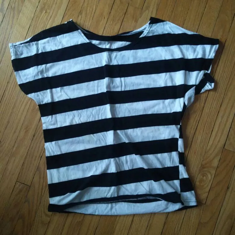 Striped T-Shirt photo 1