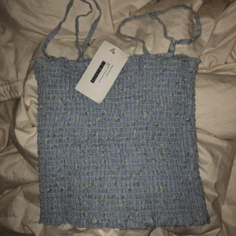 BNWT Brandy Melville Scrunched Elasticy Tank Top Baby Blue Wi... photo 1