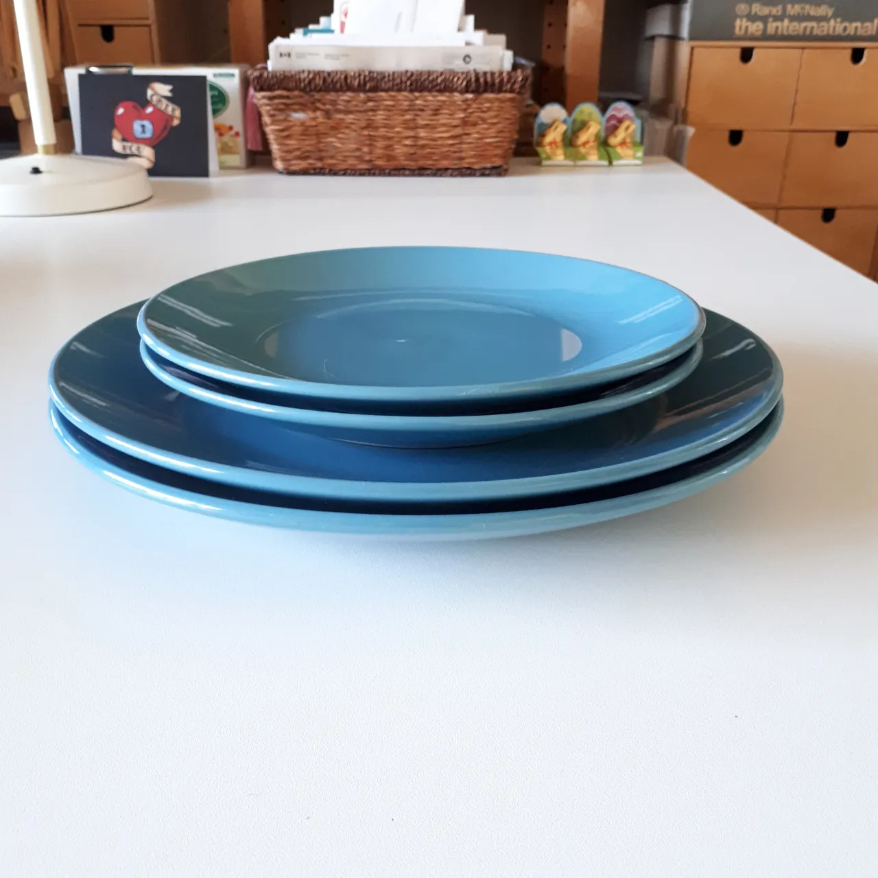 Plates (Turquoise / Teal) photo 2