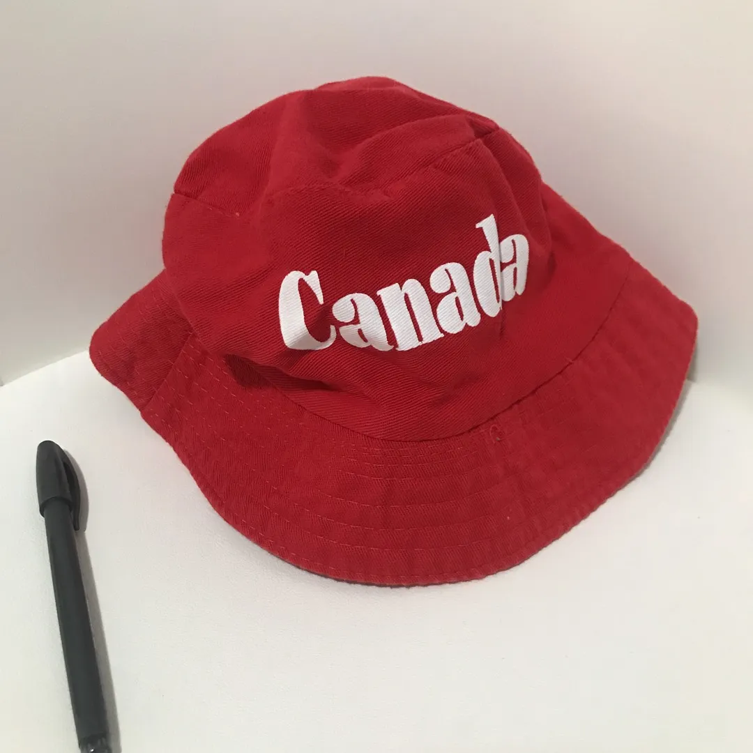Canada Bucket Hat photo 1