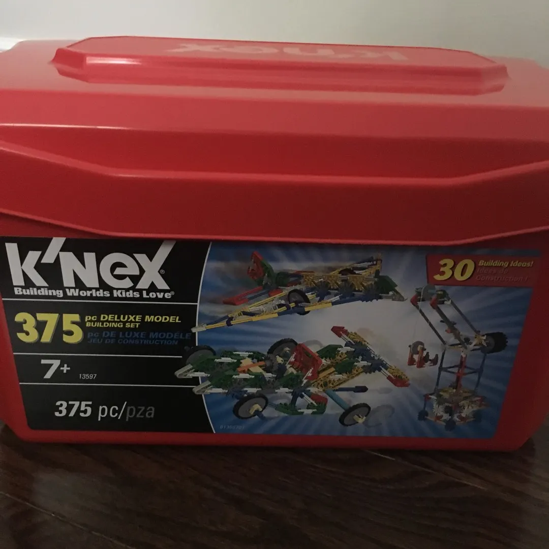 K’NEX 375 Piece Deluxe Set photo 1