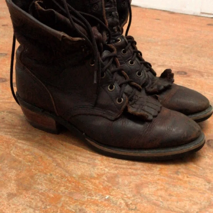 Stylish Boots- size 9 photo 3