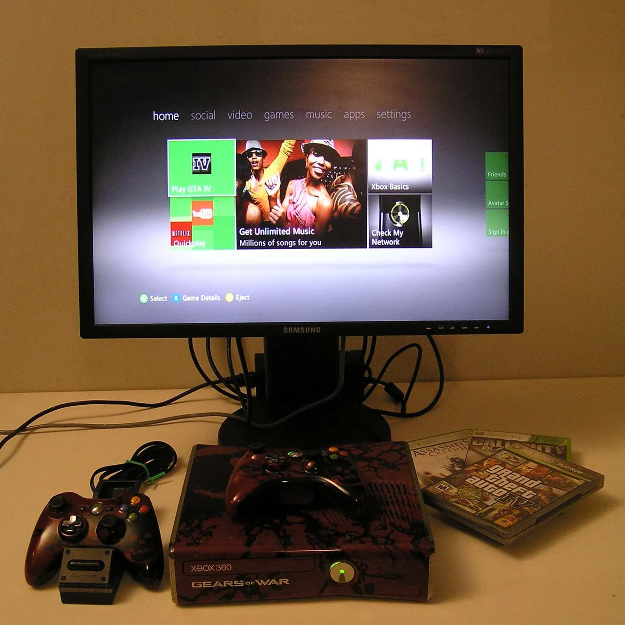 XBox 360 console and/or games photo 3