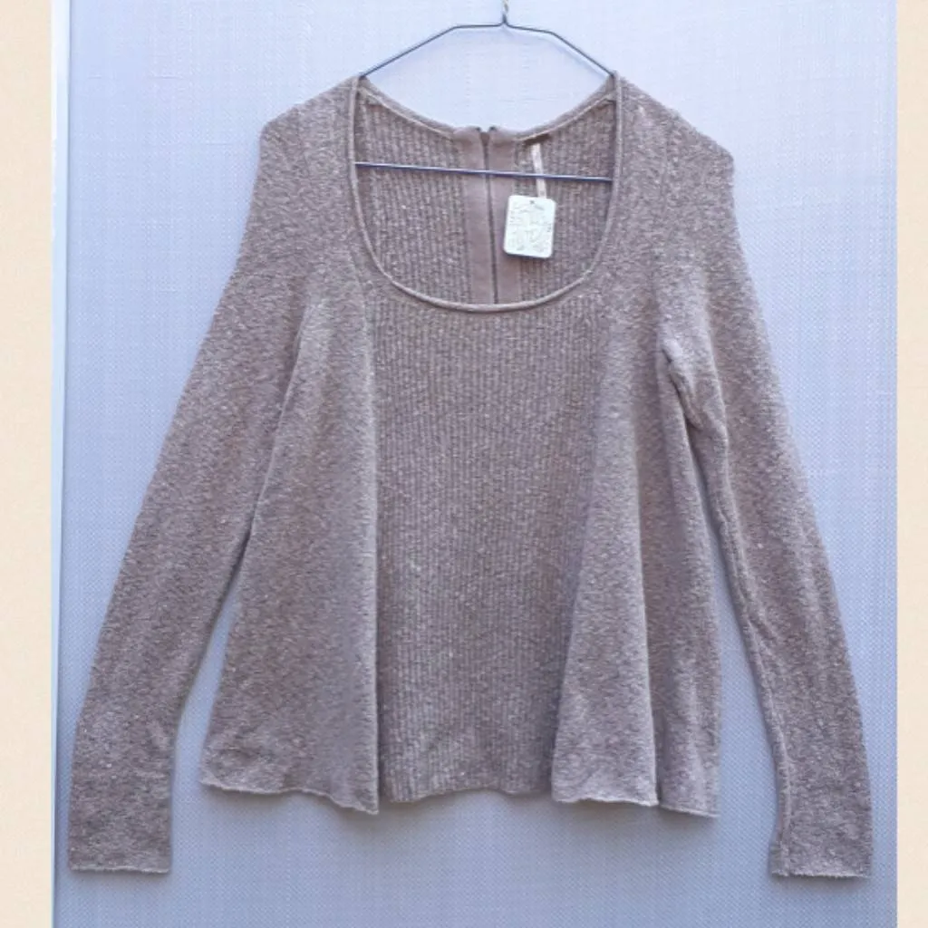 $30 trade - BNWT, Free People Chenille sweater (XS) photo 3