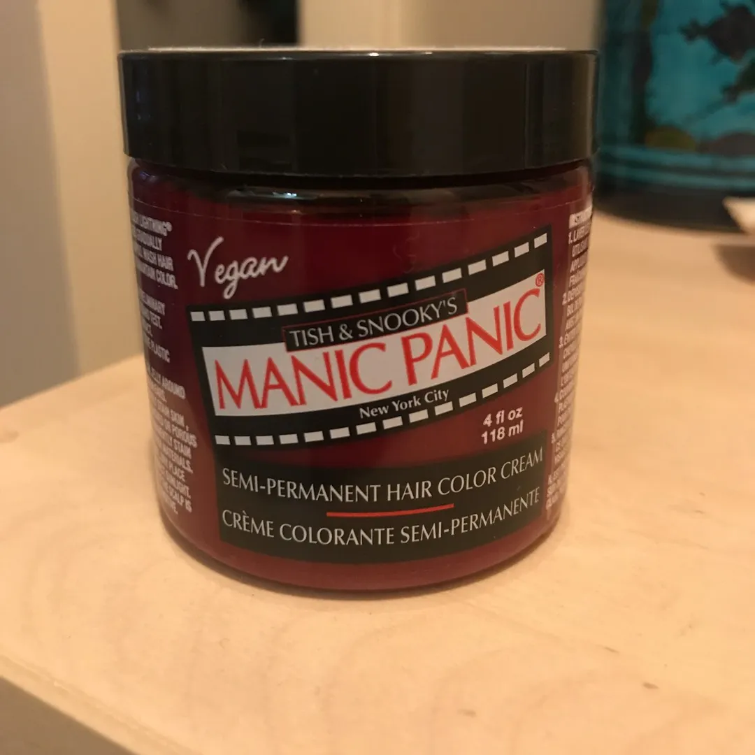 Red Manic Panic Hair Color photo 1