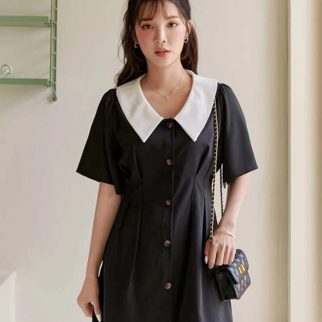 Size S - Black Collared Dress photo 3