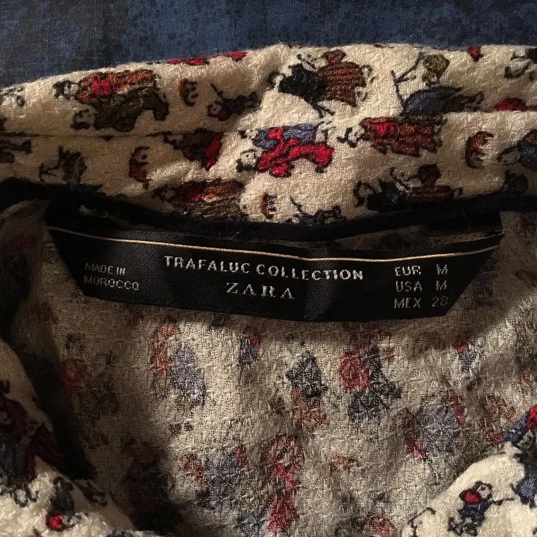 Zara Trafaluc Button Up Top With Tiny People photo 4
