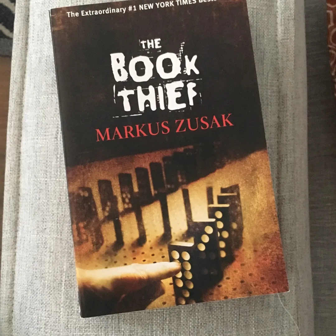 The Book Thief By Markus Zusak photo 1