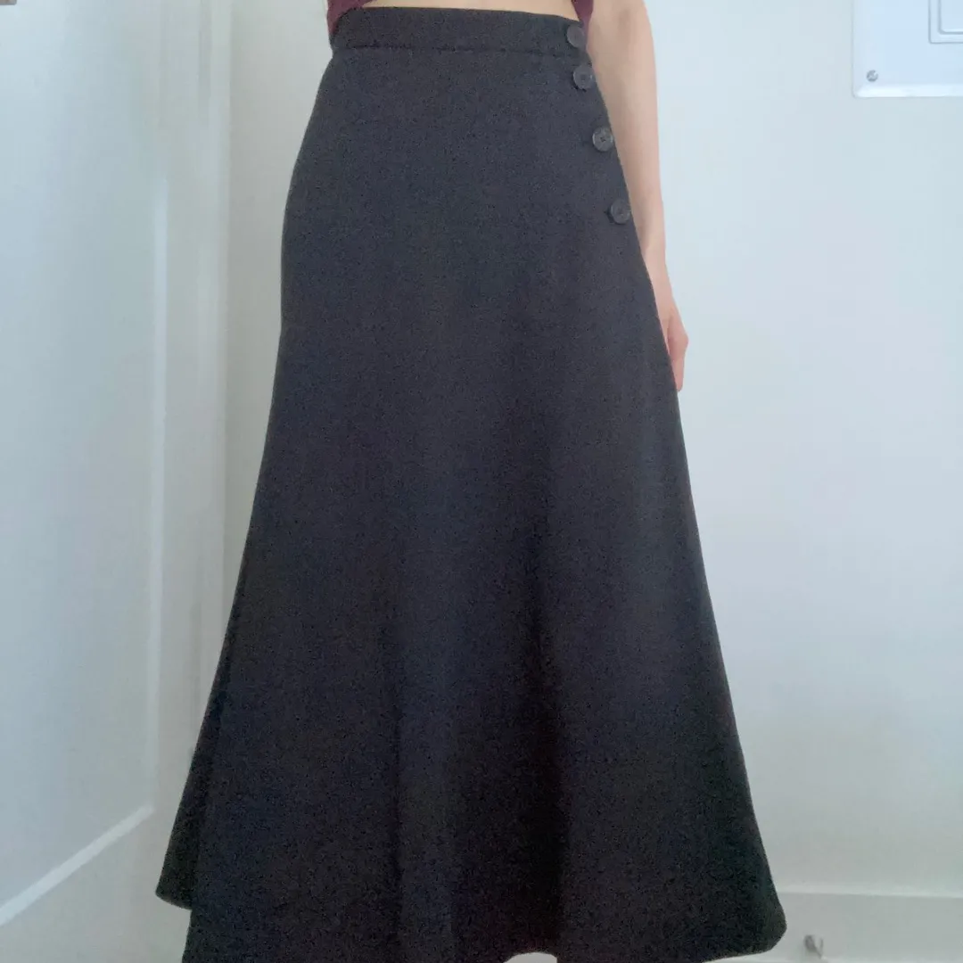 ⭐️Aritzia Wilfred Skirt Size 00 photo 1