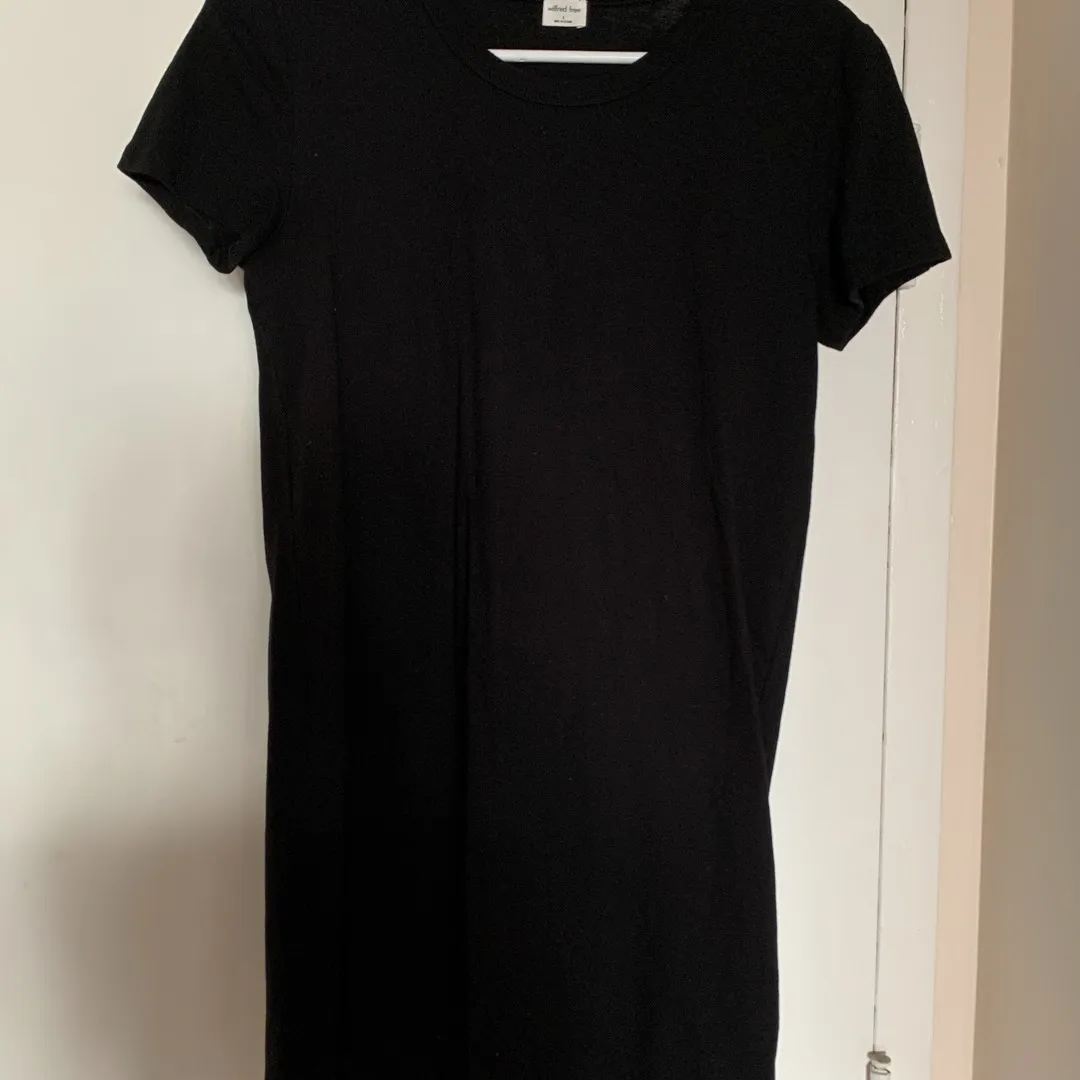 Wilfred Black T Shirt Dress photo 1