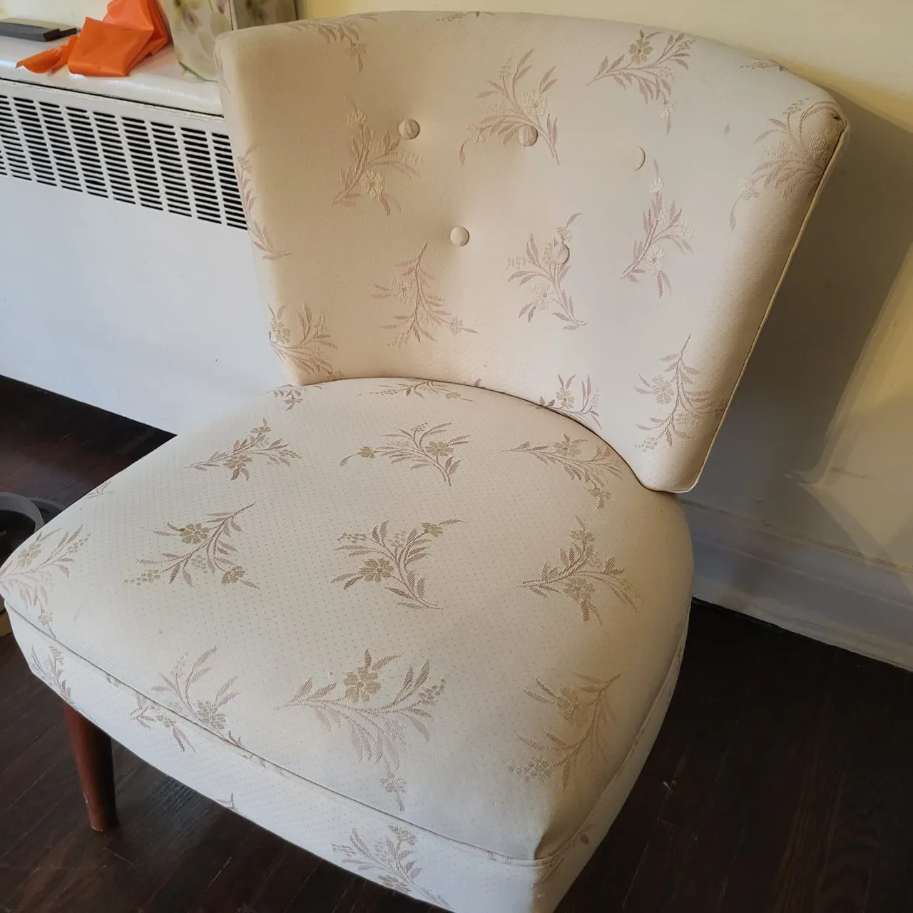 Antique Sofa Chair (Fair Condition) photo 3