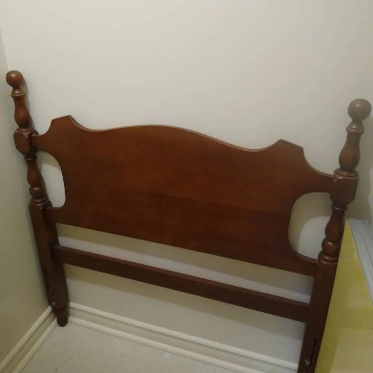 FREE Head Board For Twin Bed photo 1