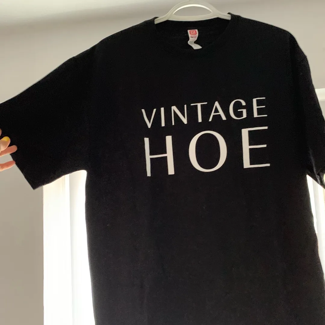 Vintage Hoe T-shirt photo 1