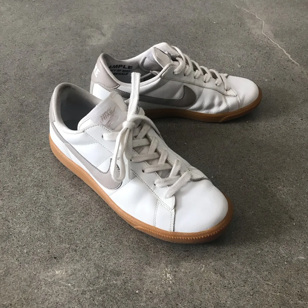 Nike White & Grey Tennis Shoes - Women’s Size 7 photo 1