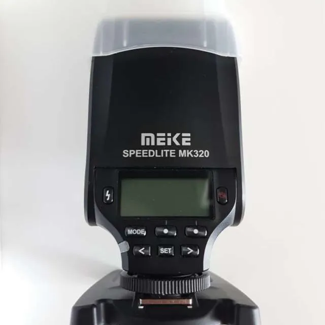 Meike MK320 TTL Flash For Fuji photo 1