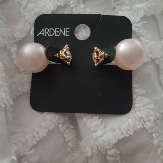 Fake Pearl Earrings From Ardene photo 1