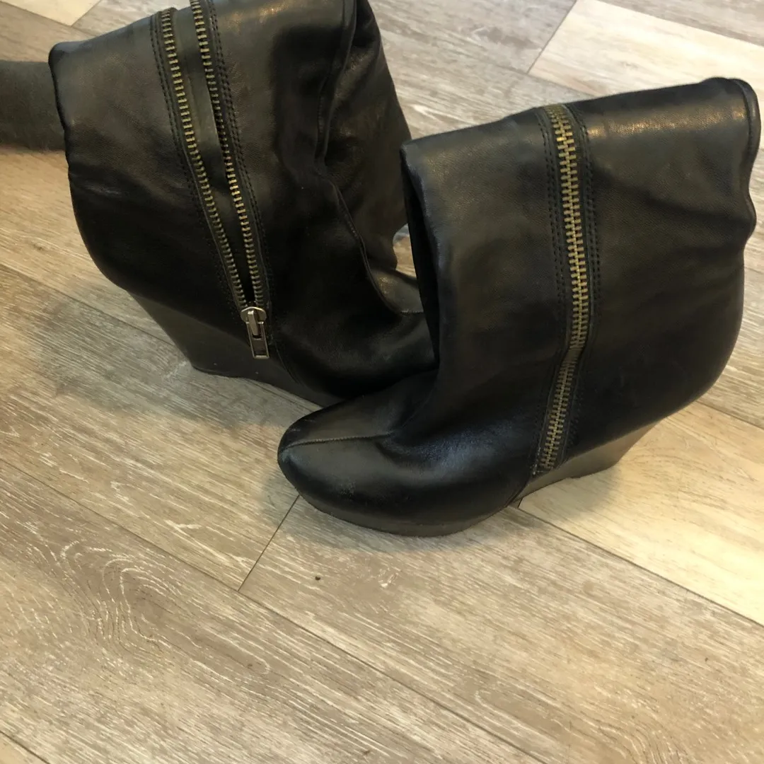 Leather Coach Boots photo 3